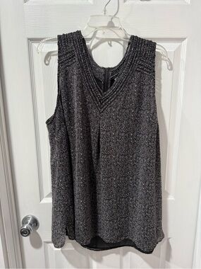 Daniel Rainn Black Metallic Knit Sleeveless V-Neck Tunic top